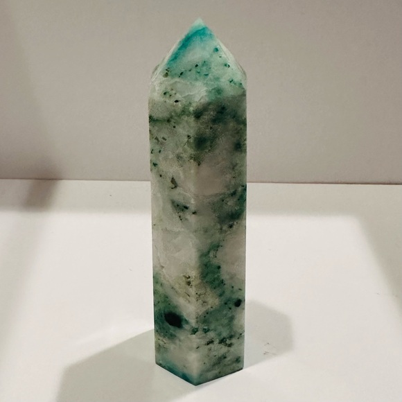 Small phoenix tower - Picture 2 of 3